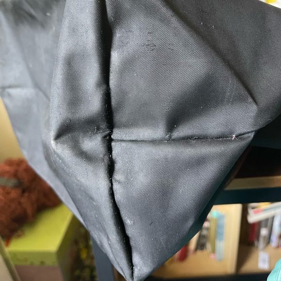 Longchamp La Pliage tote - Picture 8 of 10